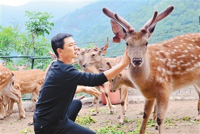 绛县有多少人口_清凉宜居 美丽绛县(2)