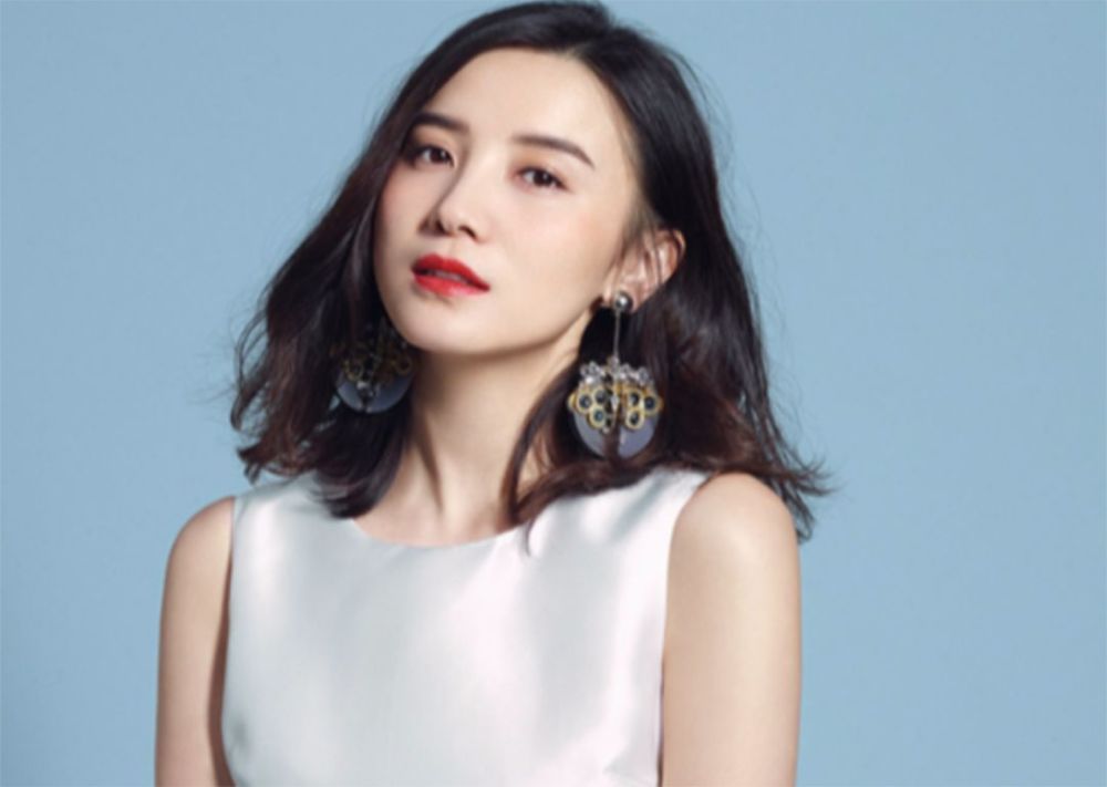 电视剧《尘埃落定》,主演,获得第20届中国电视金鹰奖最具人气女演员