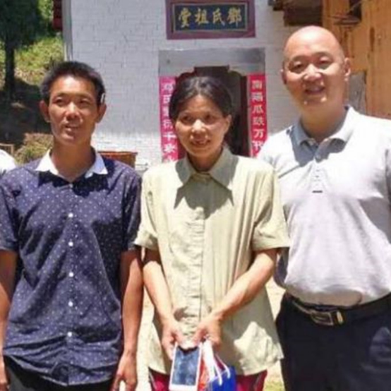 人大学霸伍继红毕业即失业,二婚嫁给光棍成低保户,是谁毁了她?