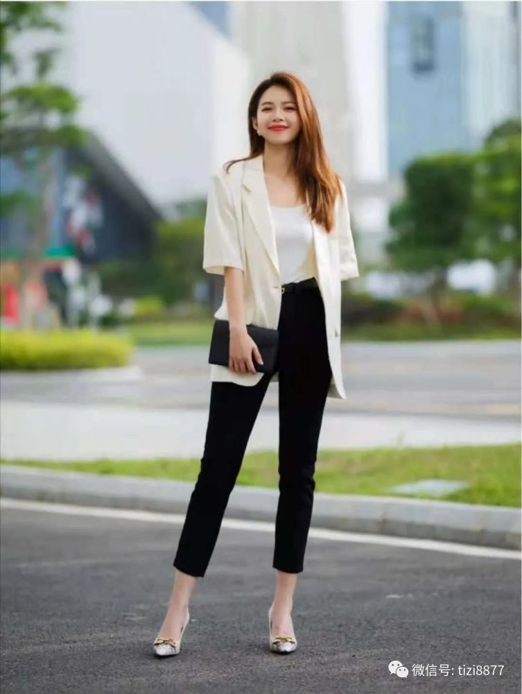 早秋高跟鞋搭配什么衣服好看