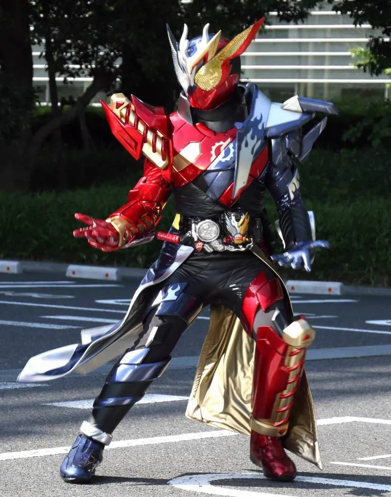 假面骑士build的形态写真四