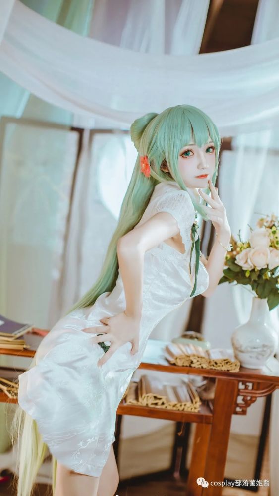 cos:初音韶华旗袍cos正片@衣衣