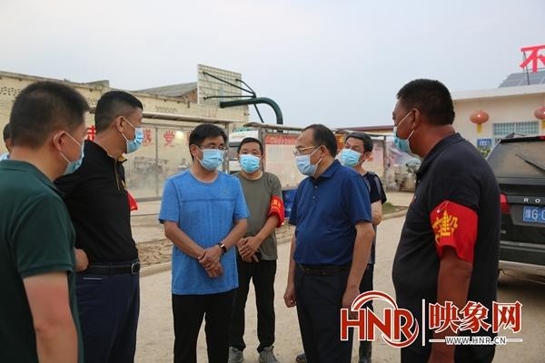 新乡市市长魏建平调研指导灾后重建和疫情防控工作