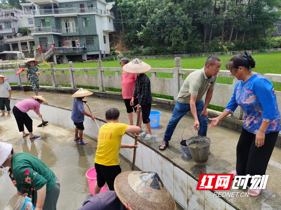 携手赶考新征程——泸溪县兴隆场镇落实县第十三次党代会精神推进高