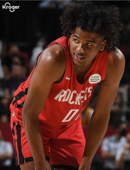 nba火箭新秀杰伦·格林在夏季联赛处子秀中小试牛刀