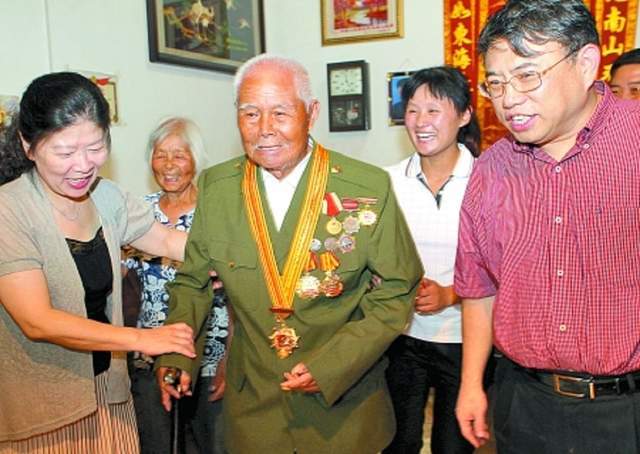 2011年,李文祥的事迹感动全国,成为楷模,事后他却说