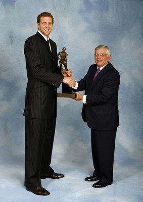 gdp组合历史地位揭秘_下克上 来看nba历史上的黑八奇迹(2)