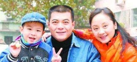 捧红丈夫却惨遭抛弃,转身迎娶秦海璐,今52岁唐静仍孤身一人