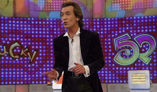 李咏的离开是有征兆的?看他最后一场主持,他似乎在和我们告别!