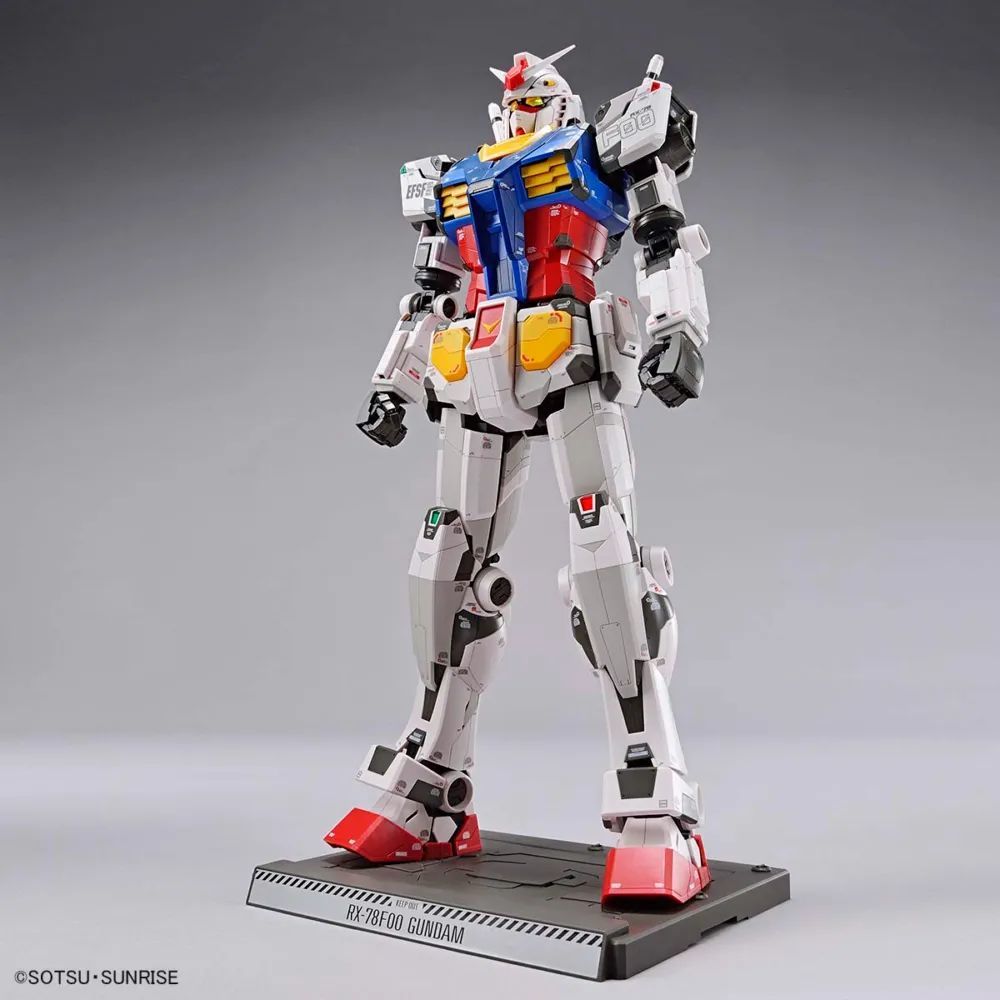 新品:横滨高达基地限定 1/48 高达rx-78f00