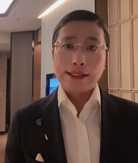 "高质量男性"徐勤根走红,正主出面辟谣,不想红只想相亲_腾讯新闻