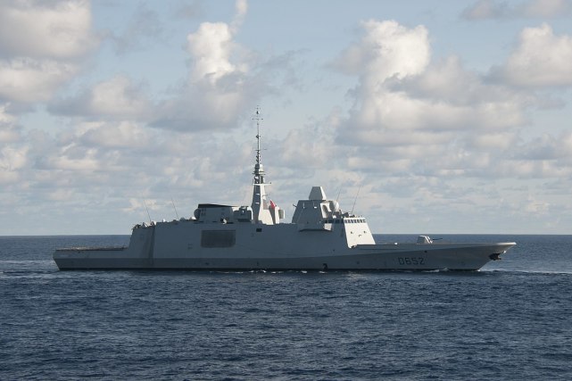 法国军舰现身台湾外海法国国防部发声未派任何军舰去台海