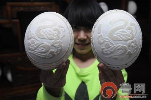 高茂美:鸵鸟蛋上镌刻艺术之美