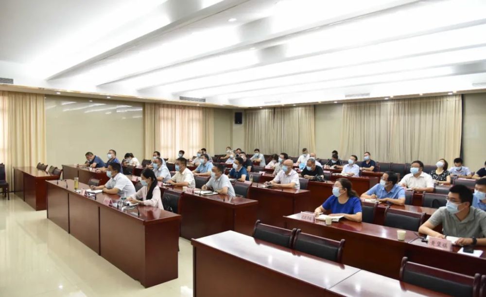 保康收看全省疫情精准防控视频调度会议_腾讯新闻