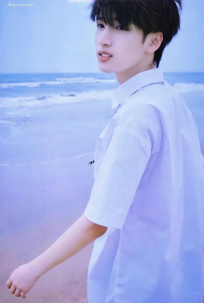 严浩翔 关于你的热烈而温柔的夏天