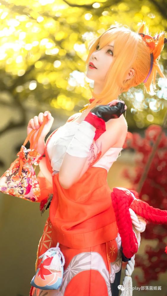 cos:原神琉焰华舞·宵宫cos正片@拼音音