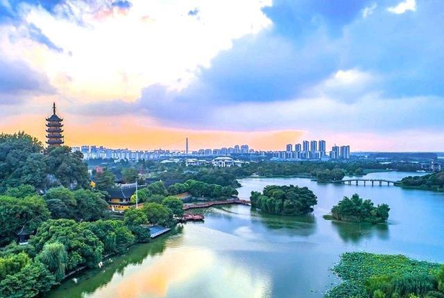 镇江市区人口有多少_2017长江国际音乐节门票多少钱在哪儿买 明星阵容曝光