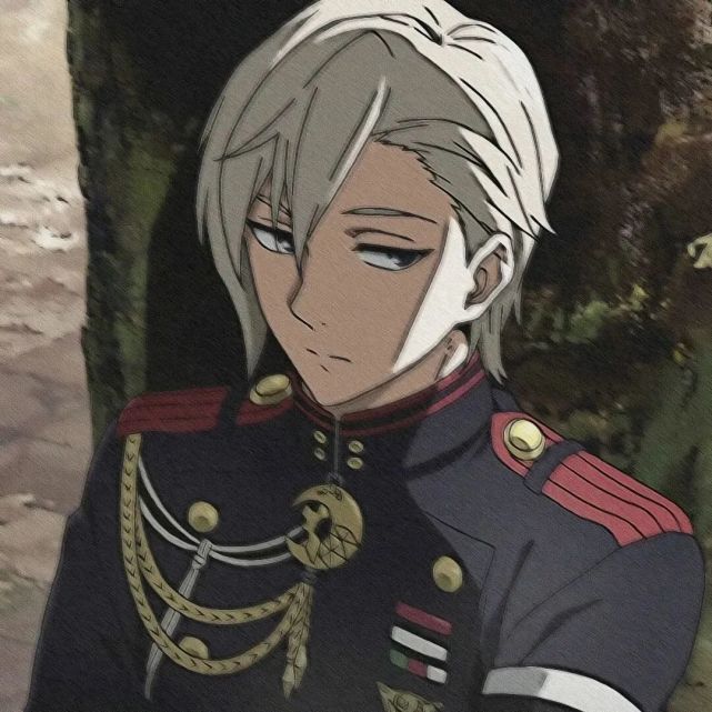 头像:微信 头像男成熟稳重,一个人也许也可以过得很好