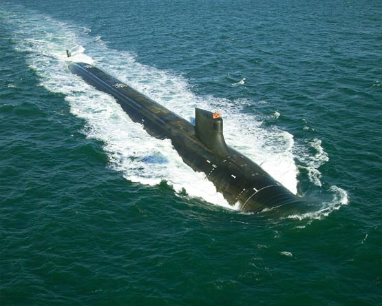 该潜艇的设计目的就是为了猎杀其他国家的核潜艇,艇身使用hy-100高