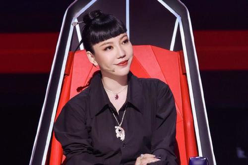 《中国好声音》火了十年,这次怕是要"毁"在四位助教手