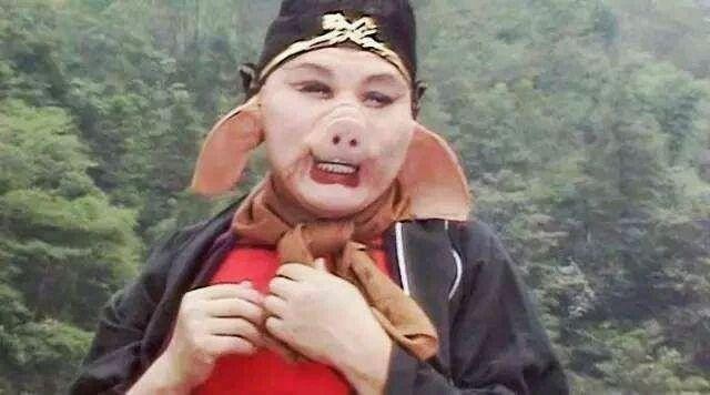 "最经典的猪八戒"马德华,戏里"贪财好色",戏外"深情专一"