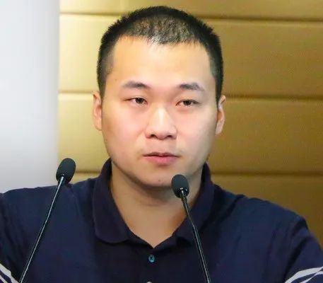 寒门博士黄国平"致谢"论文走红,让亿万网友泪目,知识改变命运