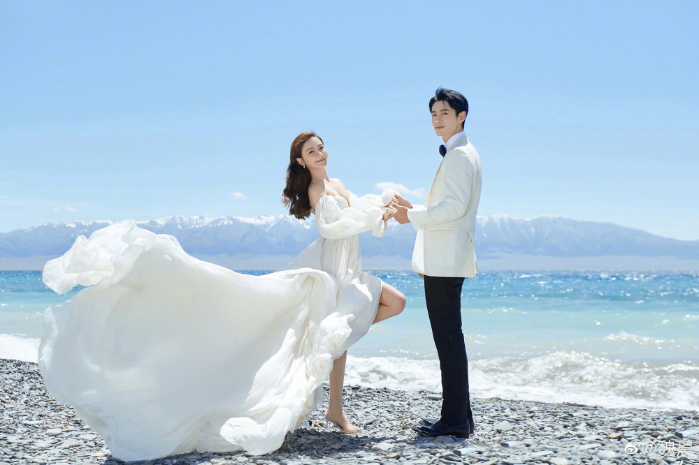 从校园到婚纱的爱情_从校服到婚纱(3)