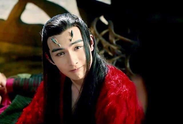 古装红衣美男,龚俊,杨洋,肖战等男星,谁是你心头的朱砂痣?