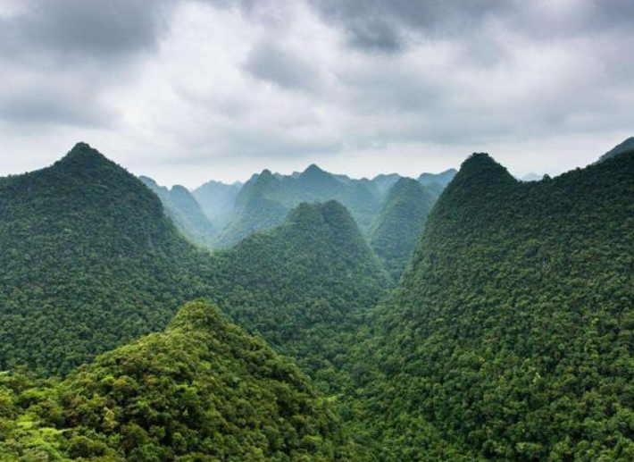 贵州大山深处神仙县城,一个猎奇探险的胜地,风景比九寨沟更惊艳