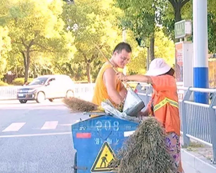 与其在父母离去之后后悔,我们更应该向田俊涛学习,一有时间就多陪陪