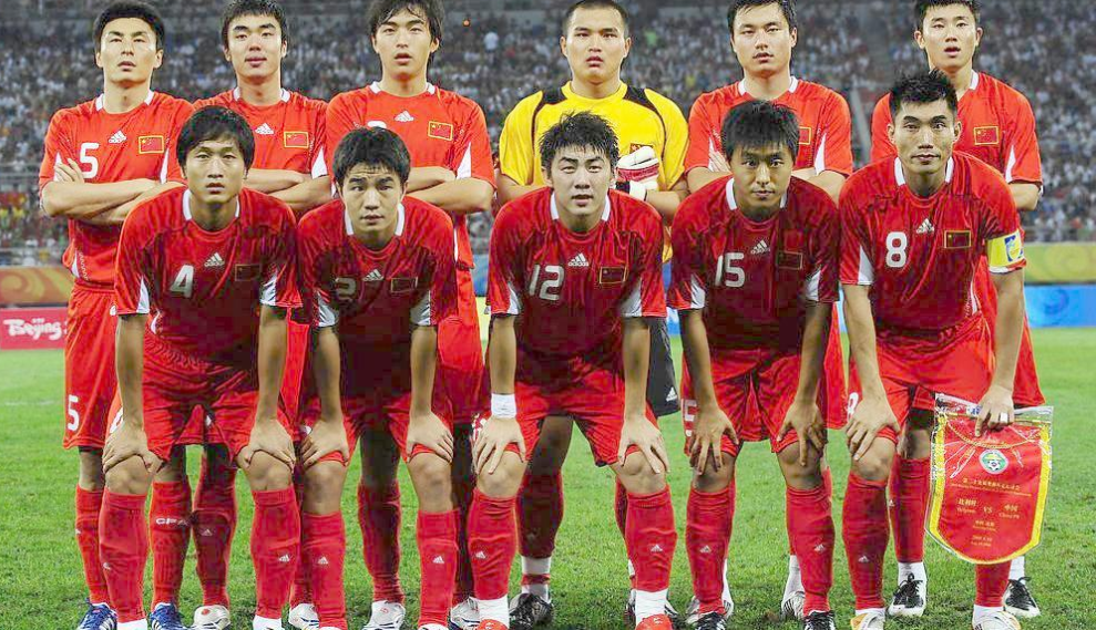 中国国足11次冲击世界杯回顾02年韩日成为巅峰三次只差一步晋级