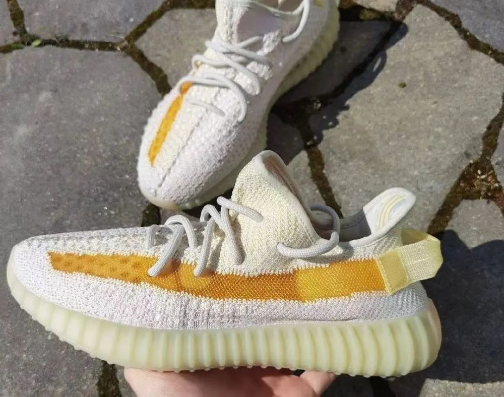 今夏最火的yeezy 350?新配色官图发布锁定月底发售