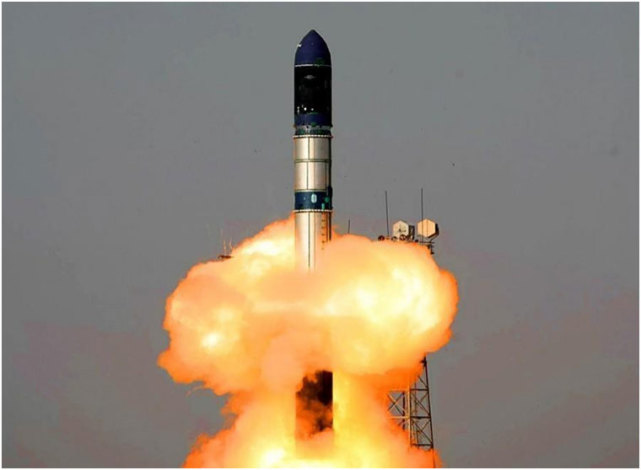 俄专家称萨尔马特导弹可在未来40年保障俄安全