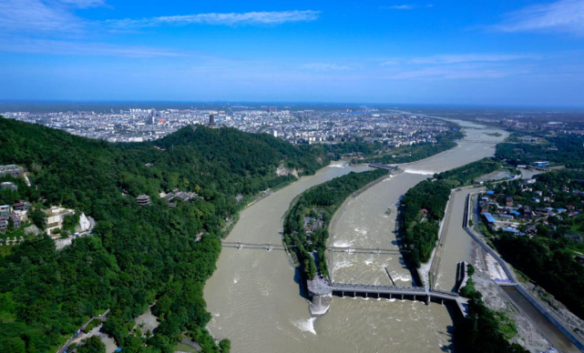 遇见天府旅游名县|都江堰,一座让你充满惊喜的三遗之城