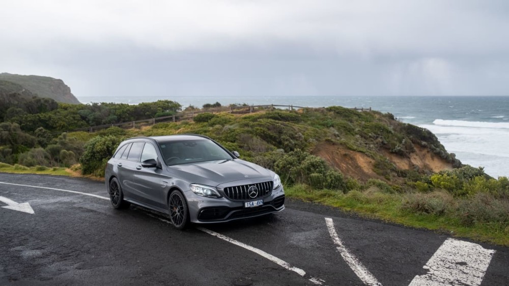 2021款奔驰amg c63 s旅行车,告别v8的终点站