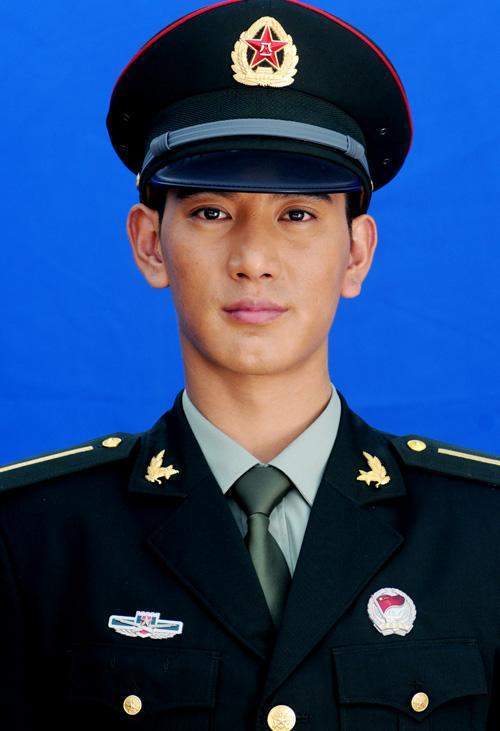 小小男子汉长大了.