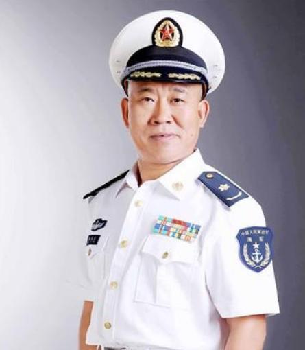 "孟庆合"杜旭东:7岁摔歪嘴医院躺3月,却"骗"美娇妻恩爱37年