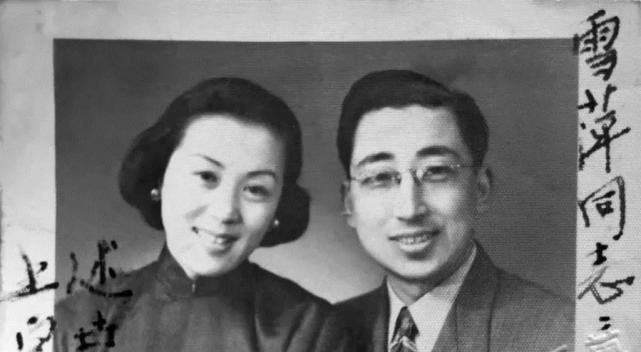 他被电影明星黄宗英上官云珠抛弃,被第三任伤害,漂亮