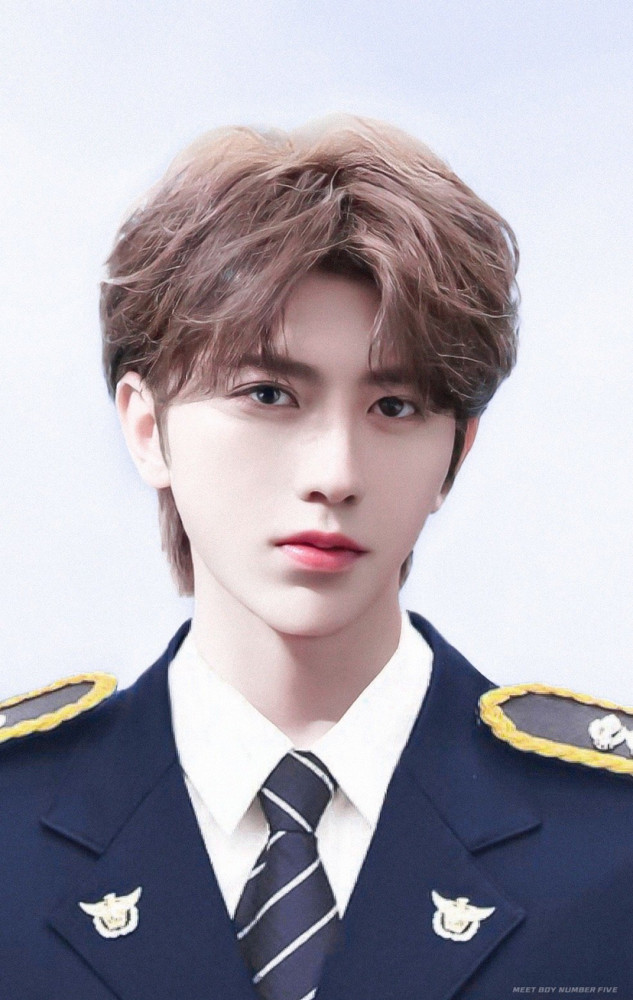 非粉存的男明星壁纸