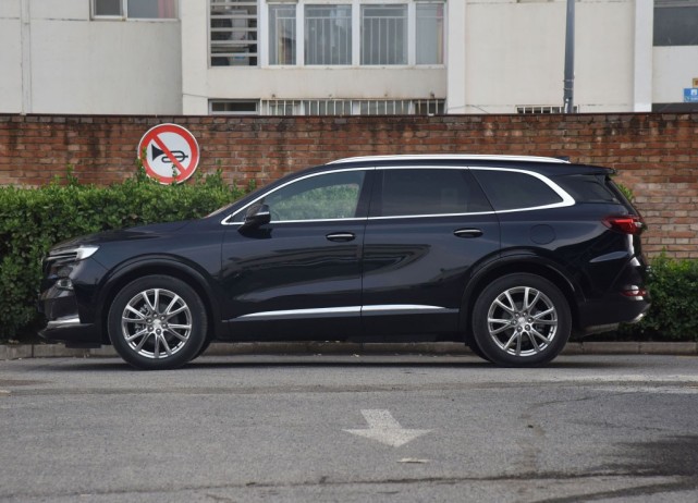 别克suv2022款,2022款suv新车上市 2022款别克昂科旗上市,造型稳重内饰豪华,29.99万起售