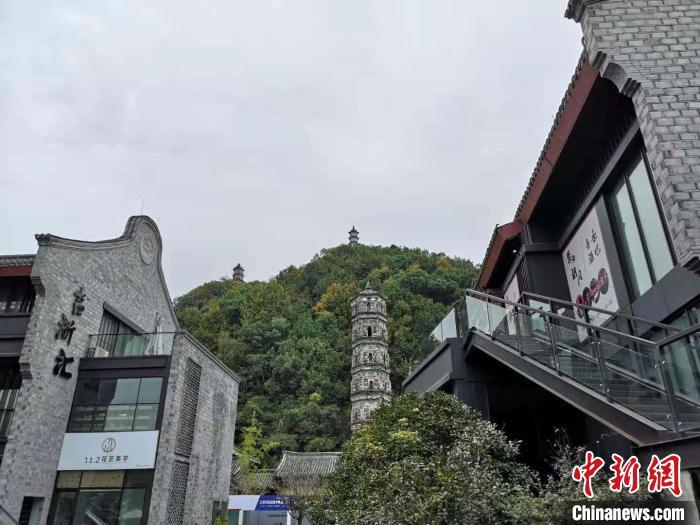浙江临海巾山塔群掠影(资料图 范宇斌 摄