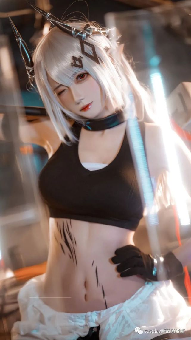 cos:明日方舟cos正片67泥岩精二@阳炎型