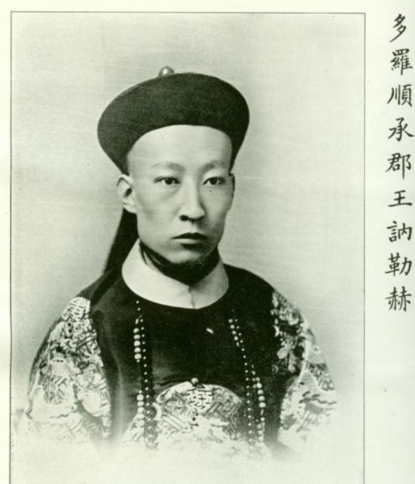 末代皇帝溥仪退位时,大清朝的12名铁帽子王的态度是怎么样的?