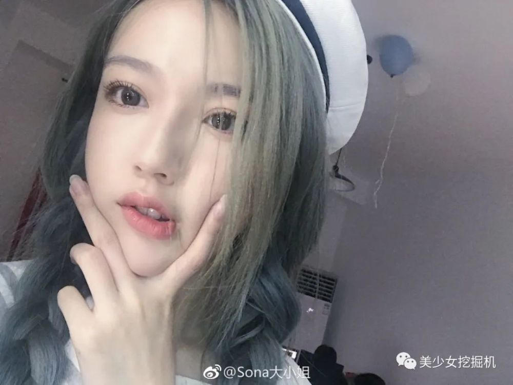 最后点个 在看,分享一波sona美美的旧照,把最美的样子留在镜头里就好