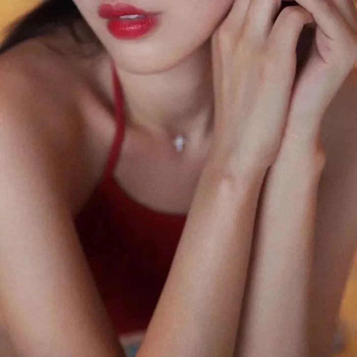 头像|女生部位头像 红唇唇部头像女