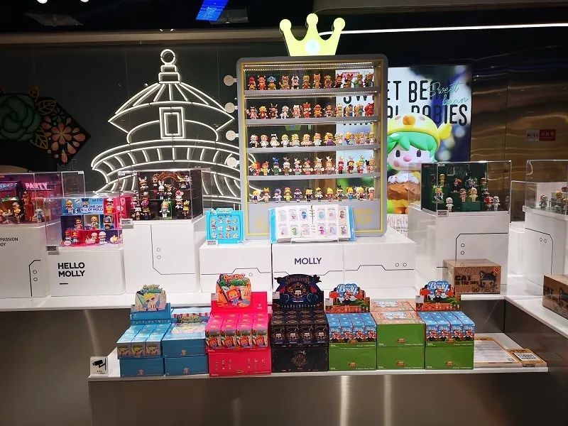 门店和商品同质化迹象初现 后盲盒时代泡泡玛特们拼的