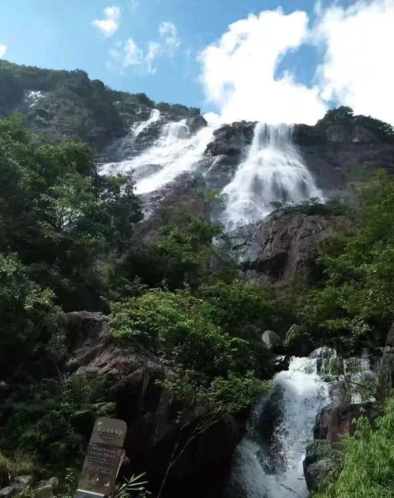 广州增城的白水寨风景名胜区,我最喜欢那里的瀑布_腾讯新闻