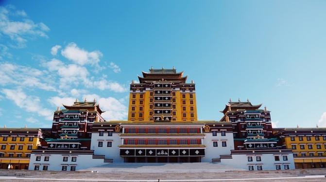 阿坝最值得去的寺庙,距今有200多年历史,是拉卜楞寺的分寺之一