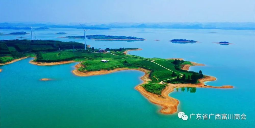 富川县碧溪湖风景区依托龟石水库而建立,龟石水