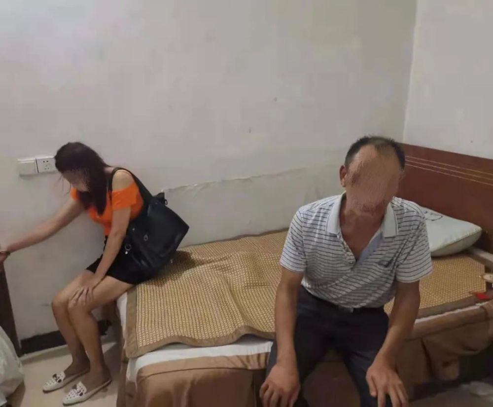 衡阳捣毁3个涉黄窝点,20名男女被抓!